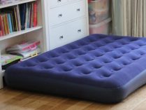 Comprar un colchón hinchable para invitados